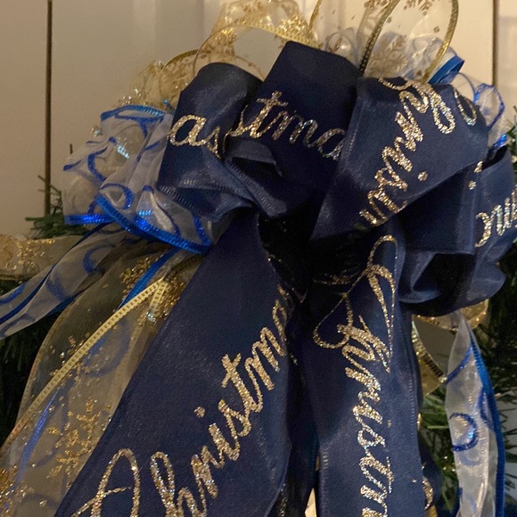 24” snowy Christmas wreath $75.00 - Picture 7 of 10